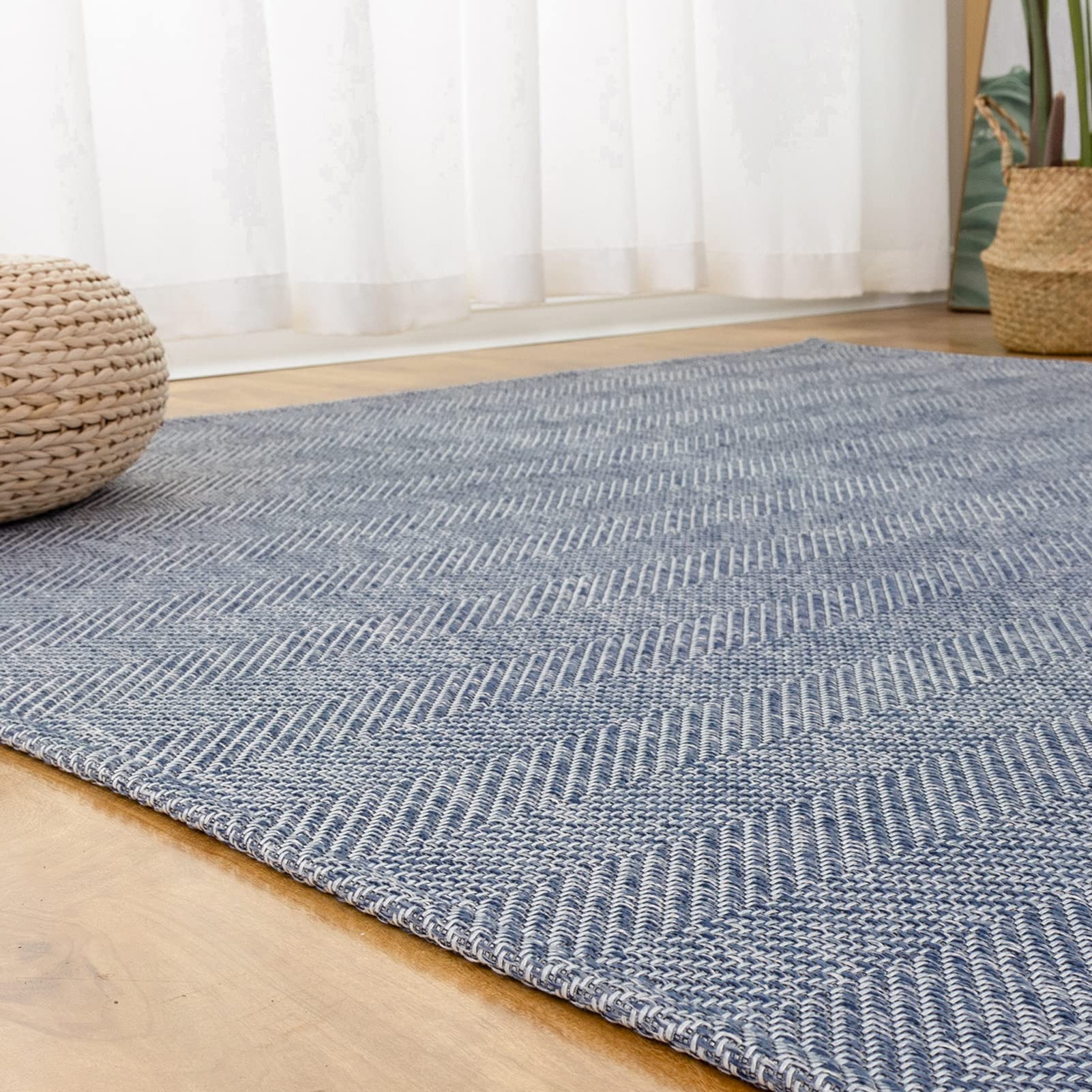 乐天商城 - OIGAE ラグ カーペット 春 夏 190x240cm 3畳 ラグマット ヘリンボン柄 北欧 じゅうたん 無地調 幾何学模様 床保護 防音 リビング 滑り止め オールシーズン適用 安心素材 ネイビー