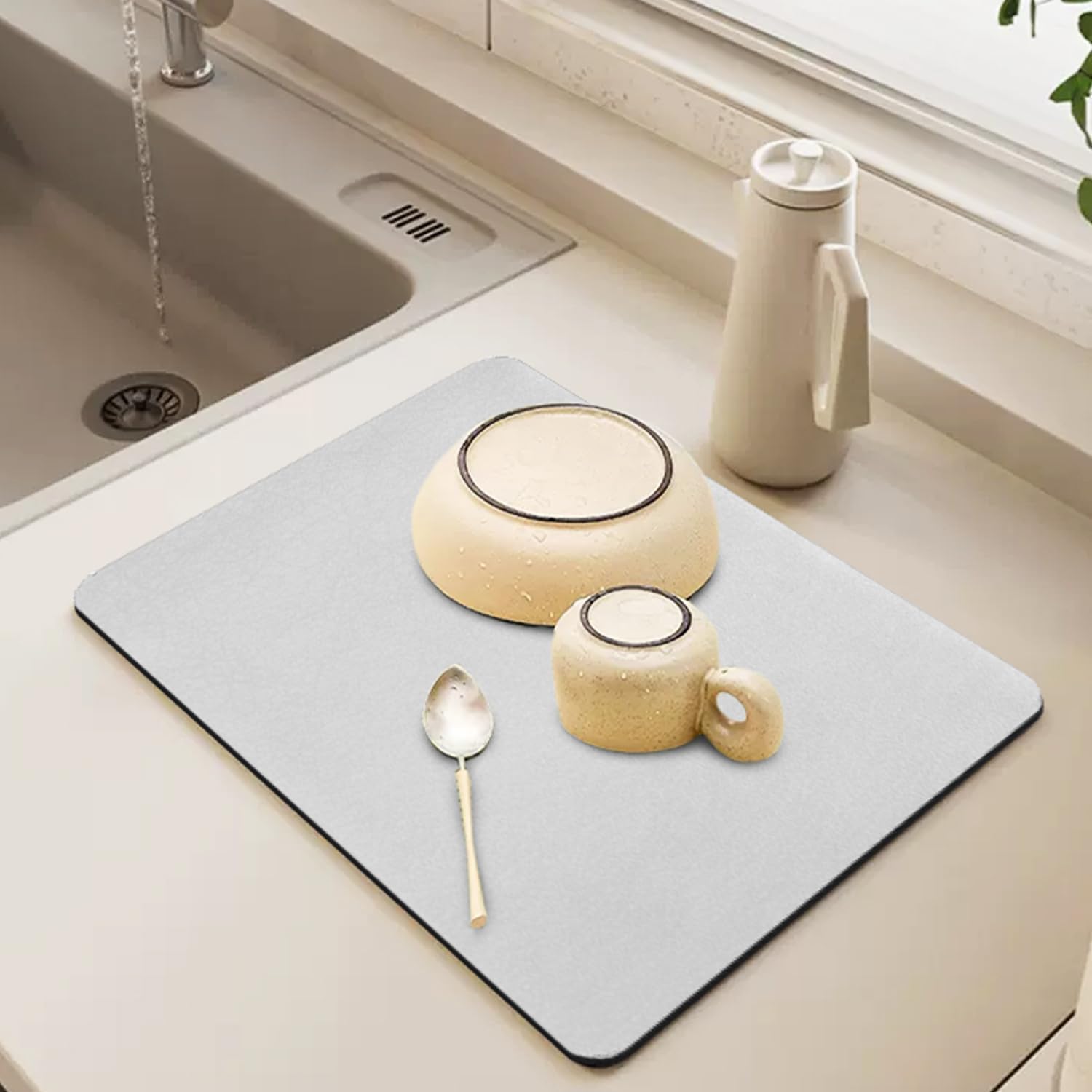 TAOTOO 水切りマット 珪藻土 速乾吸水マット 食器乾燥マット 30*40cm 丸めて収納 皿置き 速乾性 耐油性 棚シート ホワイト