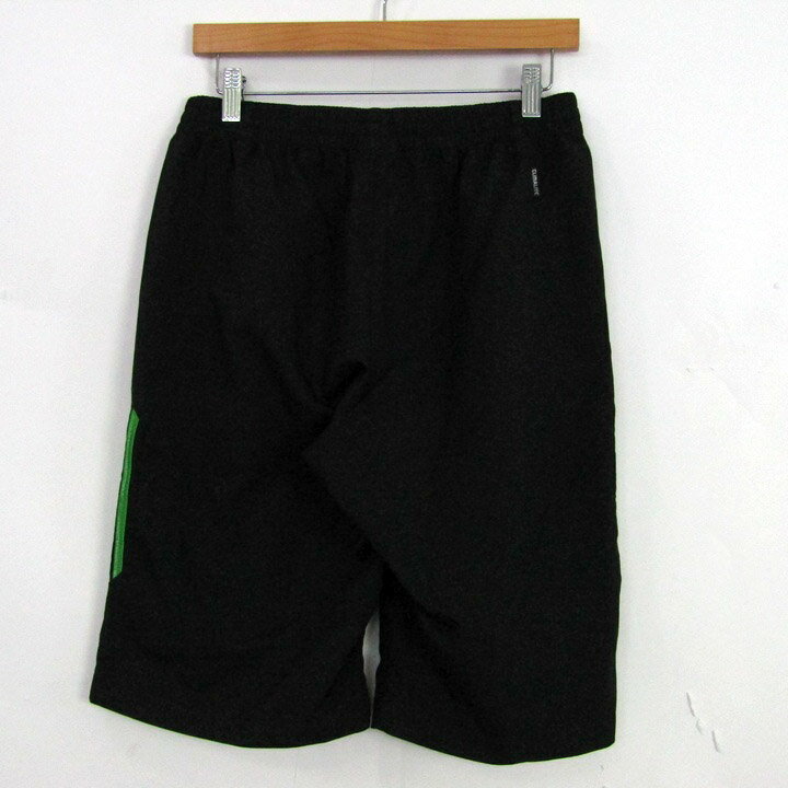 【全品39％OFFクーポン8月4日20:00〜8月15日01:59まで】アディダス ショートパンツ ハーフパンツ スポーツウエア ボトムス 黒 メンズ Lサイズ ブラック×グリーン adidas 【中古】