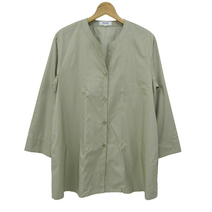 【状態追記】 --- 【付属品】 なし / 商品サイズ (こちらのサイズ表記は平置き採寸のサイズです。) 表記サイズ肩幅着丈身幅袖丈 40約46cm約76cm約50cm約52cm サイズガイドはこちら /商品詳細 ブランド名 Pierre Cardinピエールカルダン 特徴 --- 素材 素材タグを撮影しておりますので、ご確認くださいませ。 色 カーキ 性別タイプ レディース 生産国 --- 商品番号 rs49725 類似商品