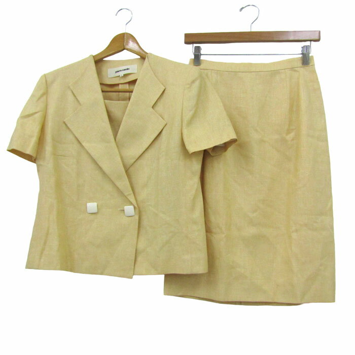 【状態追記】 ジャケット未使用品。スカート状態良好 【付属品】 なし / 商品サイズ (こちらのサイズ表記は平置き採寸のサイズです。) 表記サイズ総丈肩幅着丈身幅ウエストヒップ袖丈 9約61cm約39cm約58cm約48cm約64cm約46cm約23cm サイズガイドはこちら /商品詳細 ブランド名 Pierre Cardinピエールカルダン 特徴 --- 素材 素材タグを撮影しておりますので、ご確認下さいませ。 色 イエロー 性別タイプ レディース 生産国 --- 商品番号 rs50320 類似商品
