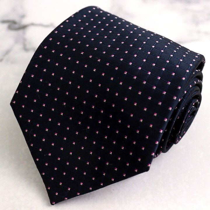 【状態追記】 --- 【付属品】 なし / 商品サイズ (こちらのサイズ表記は平置き採寸のサイズです。) 表記サイズネクタイ全長大剣幅小剣幅 ---約-cm約8cm約-cm サイズガイドはこちら /商品詳細 ブランド名 JOURNAL WORKSジャーナルワークス 特徴 厳選された逸品です 素材 素材タグを撮影しておりますので、ご確認下さいませ。 色 ネイビー 性別タイプ メンズ 生産国 - 商品番号 ss91124 類似商品