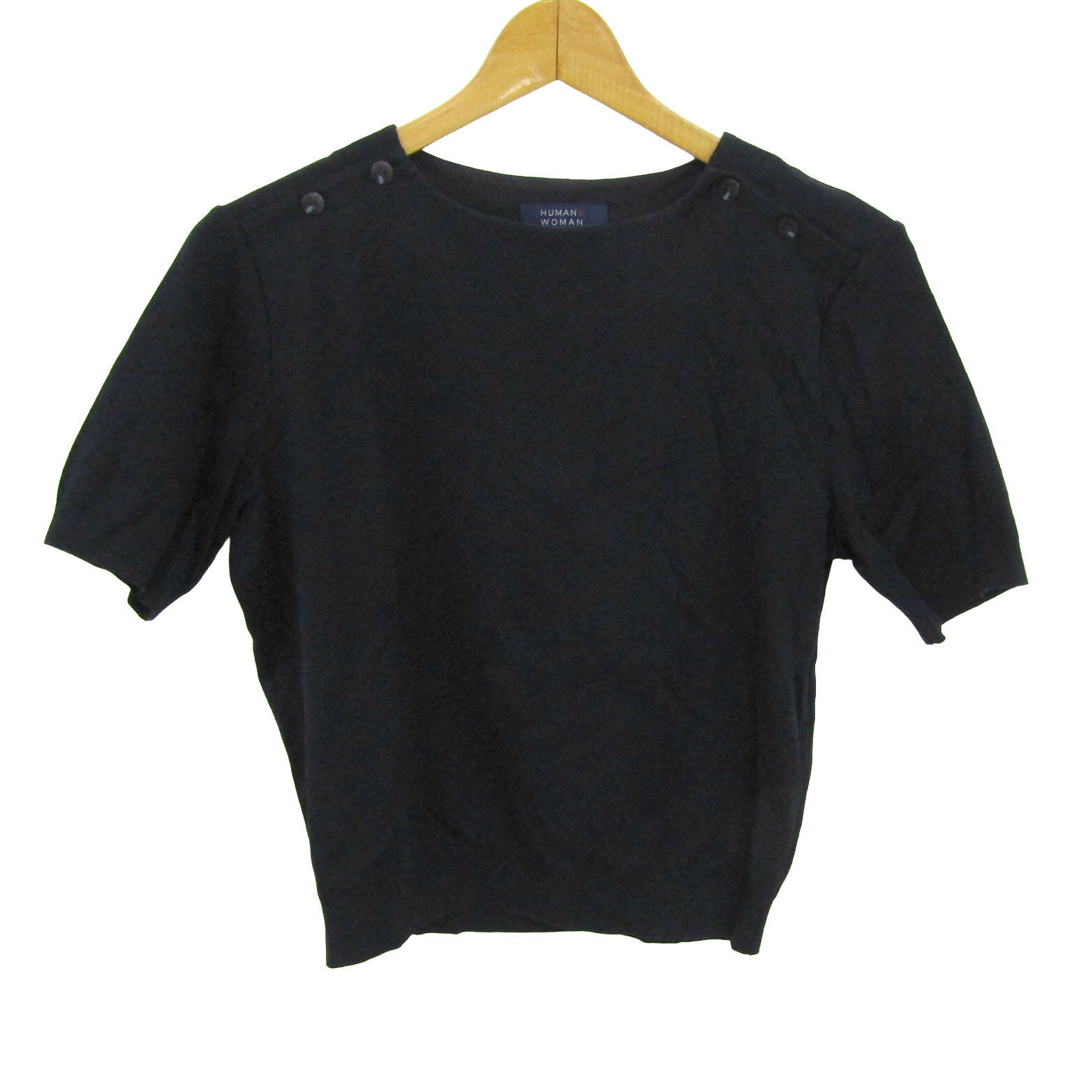 【状態追記】 --- 【付属品】 なし / 商品サイズ (こちらのサイズ表記は平置き採寸のサイズです。) 表記サイズ肩幅着丈身幅袖丈 M約36cm約47cm約46cm約22cm サイズガイドはこちら /商品詳細 ブランド名 HUMAN WOMANヒューマンウーマン 特徴 --- 素材 素材タグを撮影しておりますので、ご確認下さいませ。 色 ネイビー 性別タイプ レディース 生産国 --- 商品番号 abs00664 類似商品