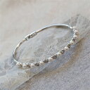 パールブレスレット レディース アクセサリー アクセ バングル ブレスレット 細め 華奢 パール 真珠 ビジュー メタル オープンバングル シルバー 大人 上品 エレガント カジュアル きれいめ シンプル フェミニン 可愛い 入学式 卒業式 オケージョン 結婚式