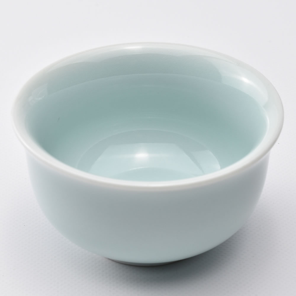 青磁の中国茶器・林檎寛杯（弟窯粉青）50ml（満水80ml）
