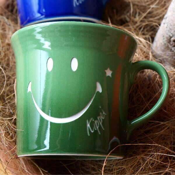 スマイルマグカップ【スマイルシリーズ】 [マグカップ 名入れギフト 可愛い食器 お祝い品 メモリアル 贈り物 プレゼント用 ギフト ]