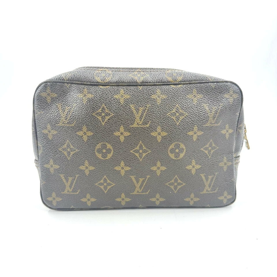 【中古】LOUIS VUITTON モノグラム トゥルーストワレット 23 M47524 ユニセックス クラッチバッグ