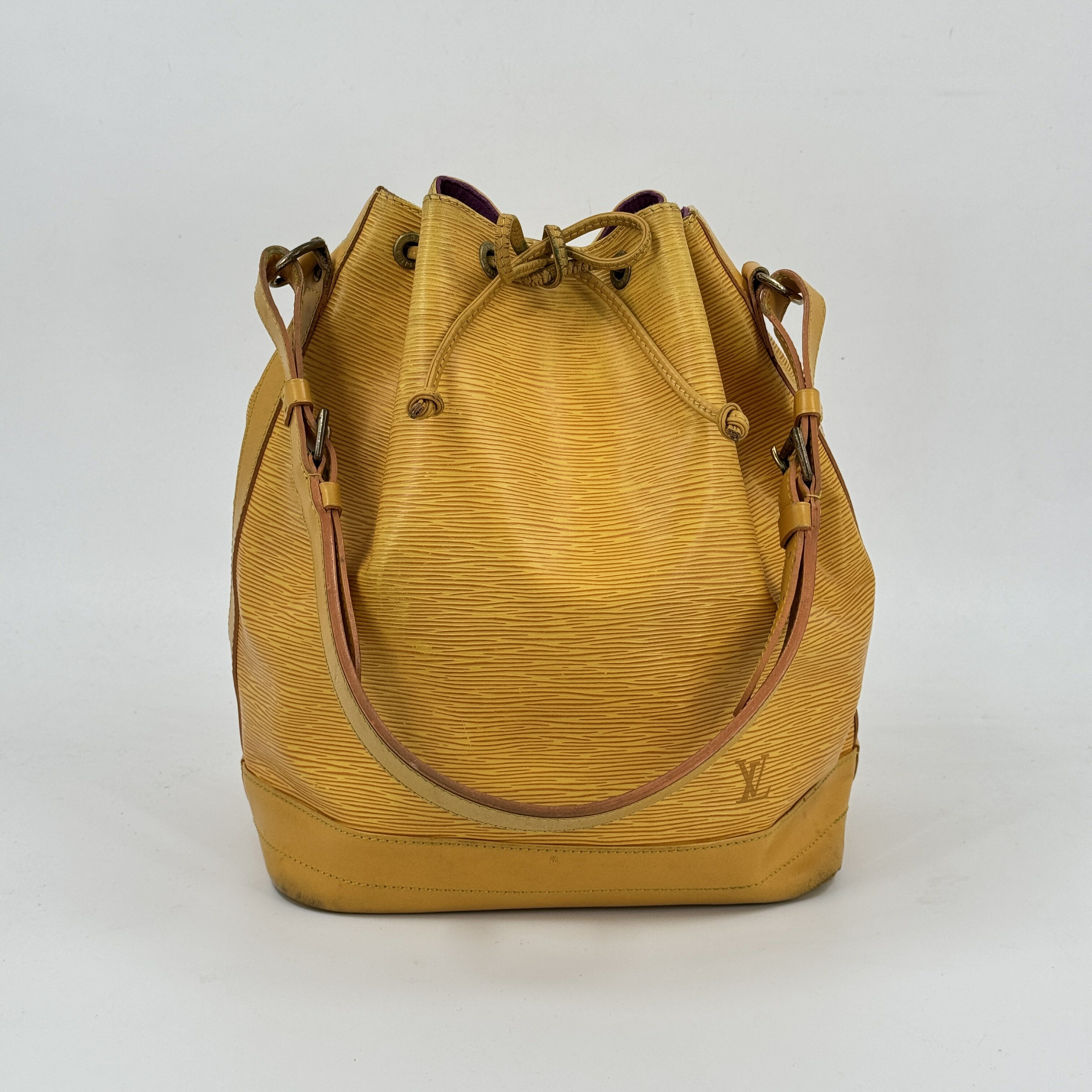 乐天商城 - 【中古】LOUIS VUITTON エピ プチノエ イエロー レザー 巾着 ショルダーバッグ M44109