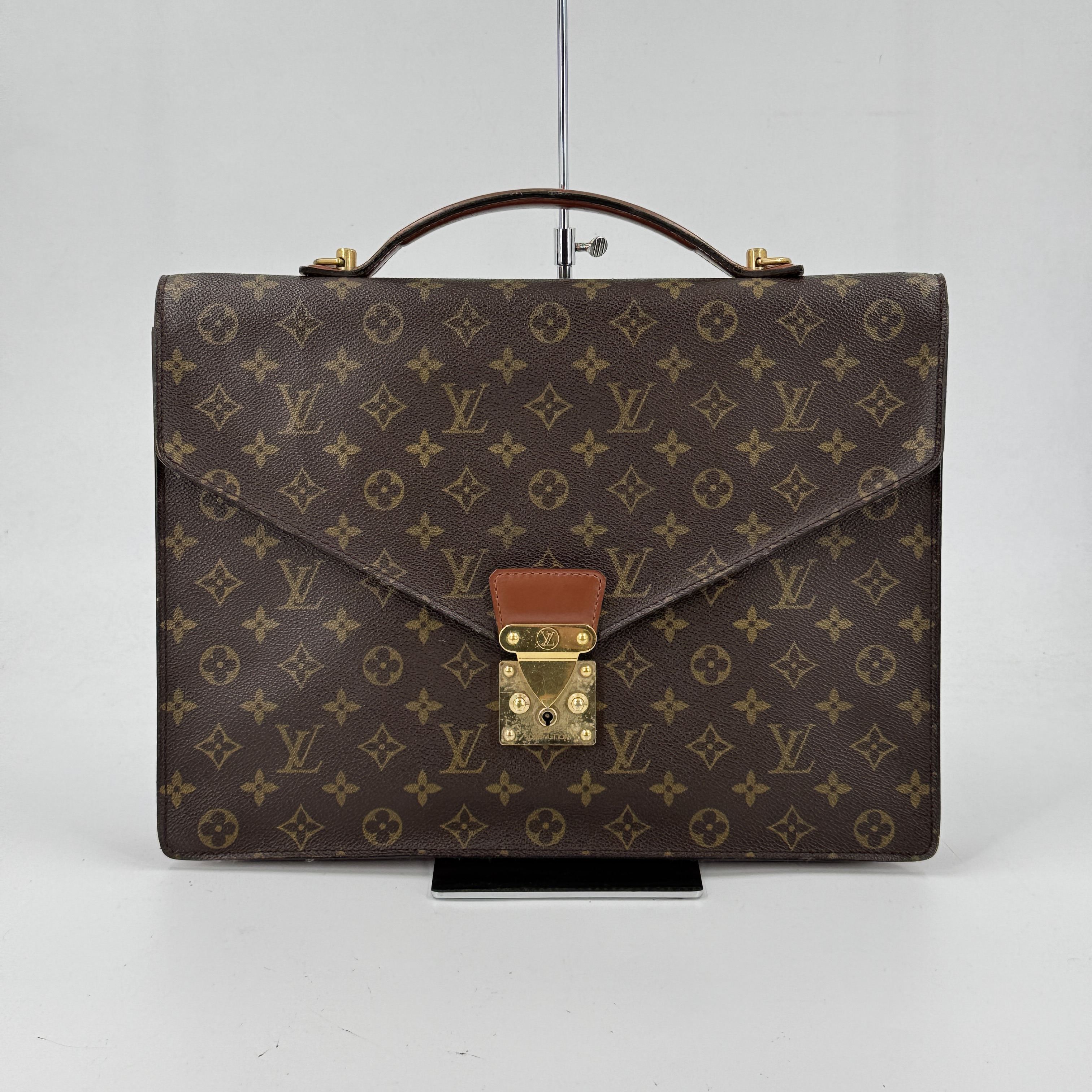 乐天商城 - 【中古】LOUIS VUITTON ポルト・ドキュメント・バンドリエール モノグラム・キャンバス ブリーフケース M53338