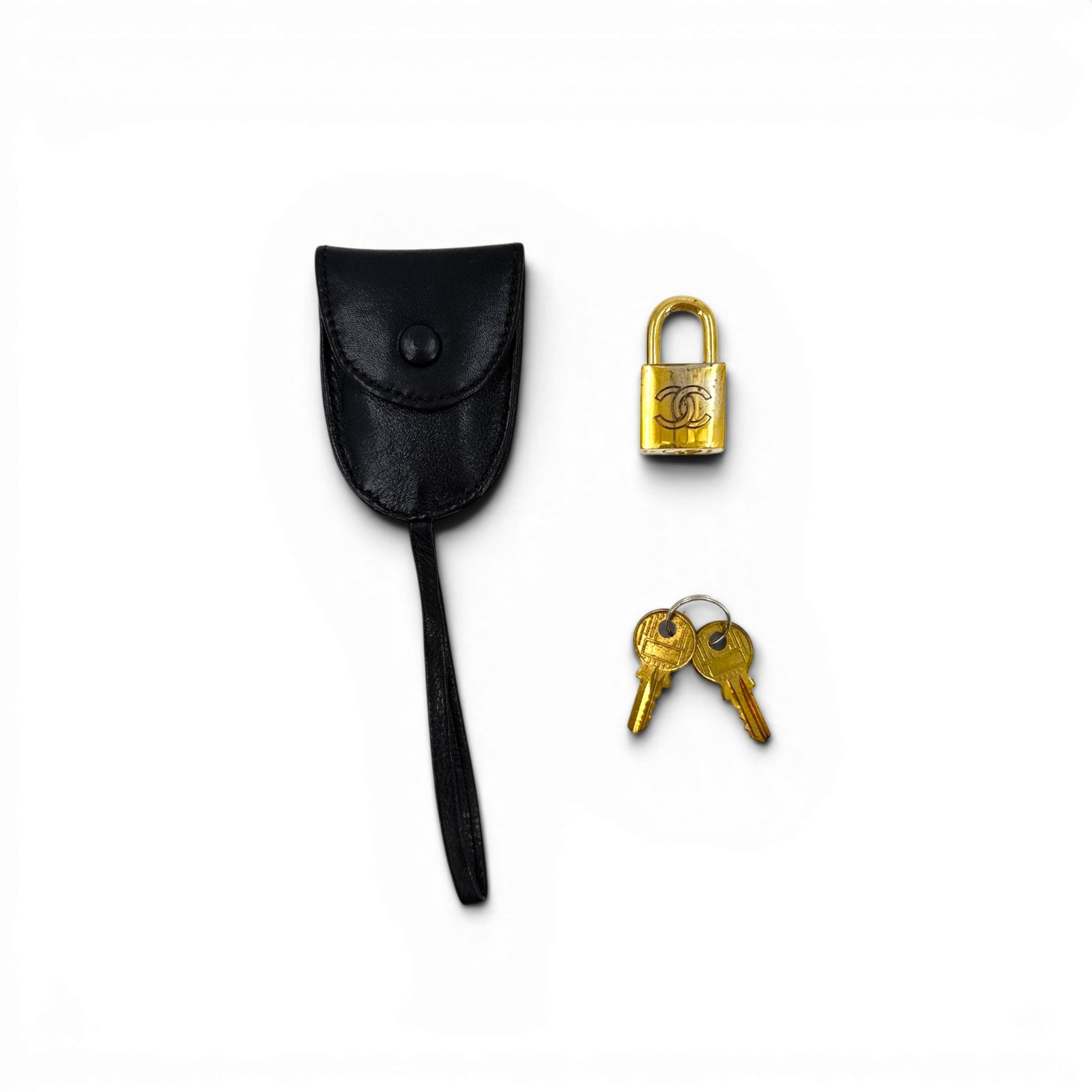 樂天商城 - 【中古】CHANEL クロシェット ブラックレザー パドロック＆キー GP