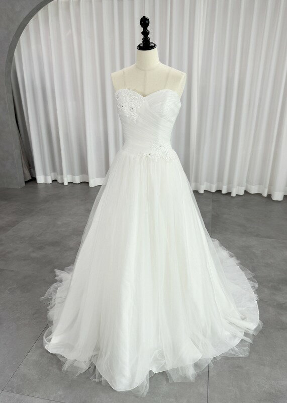 タカミブライダル TAKAMI BRIDAL Aライン ウェディングドレス ホワイト 白 ファーストオーナー チュール