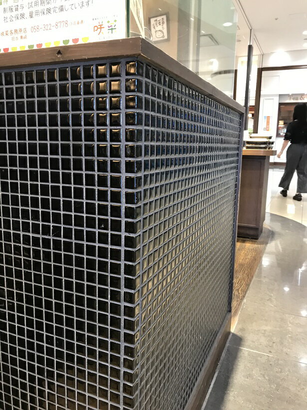 モザイクタイル シート 磁器 25角 アート かわいい グレー アンテイーク ミックスデザイン加工OK。キッチン カウンター お風呂 浴室 浴槽 床 壁 洗面台 玄関 テーブル トイレをDIYで、おしゃれにリフォーム。陶器 耐熱 耐水 耐火 美濃焼 インテリア