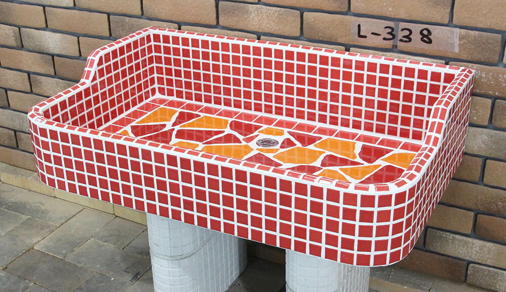 【全品P5倍+10%OFFクーポン 11/14〜16】ガーデンシンク タイル 流し台 昭和レトロ モザイクタイル張り Lサイズ-338 手作りガーデンシンク タイル流し台 エクステリア お洒落 老人ホームなどにも大好評です