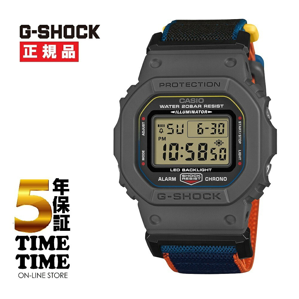 1983年の誕生以来、絶え間なく進化を続けるタフネスウオッチG-SHOCKから、NEW CLOTH BANDシリーズのご紹介です。伸縮性に優れたポリウレタンのゴム入りのクロスバンドを採用し、パーツごとに異なる強度のストレッチにより快適な装着感を実現しています。さらに、着脱の利便性を飛躍的に高めるFIDLOCK?製のマグネットバックルを搭載。FIDLOCK?は、磁石と機械的なロック機構を組み合わせた独自技術により、片手でもスムーズかつ確実に中留の開閉が可能です。 駆動方式 クオーツ 素材 ケース：樹脂 ガラス：無機ガラス バンド：樹脂バンド 防水 20気圧 サイズ ケース径：タテ48.9mm×ヨコ42.8mm ケース厚さ：13.4mm 重さ：53g 型番 DW-5600MNC-8A2JF その他 ・ストップウオッチ（1/100秒（00'00"00〜59'59"99）／1秒（1:00'00"〜23:59'59"）、24時間計、スプリット付き）・タイマー（セット単位：1秒、最大セット：24時間、1秒単位で計測、オートリピート）・マルチアラーム・時報・フルオートカレンダー・12/24時間制表示切替・ELバックライト（残照機能付き）・報音フラッシュ機能（アラーム／時報／タイマー連動発光）・精度：平均月差±15秒・電池寿命：約5年・LED バックライト（スーパーイルミネーター、残照機能付き 商品コード 4549526408175