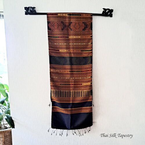 【ポイント5倍】【クーポン】【送料無料】タイシルク タペストリー シルク 美しい織布 タペストリーテーブルセンター アジアンリゾート テーブルランナー 民族布インテリア布 タイシルク織布 アジアン雑貨 癒し空間 インテリア