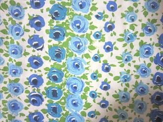 フィードサック 　白地ブルー薔薇ライン　（1/4サイズ)