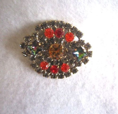 チェコ製 ラインストーンのブローチ