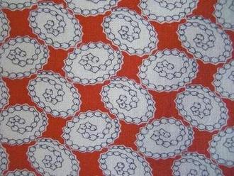 フィードサック　赤地白い楕円（1/16サイズ）