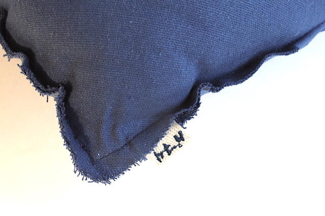 Numero 74ハートクッション《Night Blue》