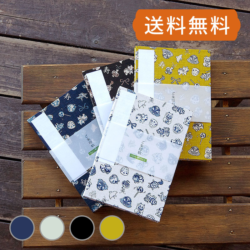 御朱印の魅力は1つ1つ手書きでいただく美しい墨書き文字です。同じ寺社に訪れてもいただいた御朱印は一度ごとに違い、一期一会の出会いがあります。その大切な御朱印をいただくのに欠かせないのが御朱印帳です。 こちらの商品は日本製ならではの丁寧な手作業で仕上げられた大判サイズの御朱印帳です。 だるまや招き猫、雷太鼓やおりがみなど様々な日本が詰まった粋な柄の御朱印帳です。試行錯誤をくりかえした別漉きの奉書紙は、墨や印が滲みにくく乾きやすい蛇腹折りです。 蛇腹の御朱印帳は、いただいた御朱印をひろげ眺める圧巻の楽しさがあります。 当店の製品は和紙の漉きから製本に至るまで国内で製造しています。 古き良き日本の文化・技術を守りながら職人がひとつひとつ手作業でつくりあげた御朱印帳は、末永くお使いいただける製品をめざしました。 また、いつまでも美しくお使いいただくために専用のビニールカバー(別売り)もご用意しております。急な天候変化やチリや埃から大切な御朱印帳をお守りします。 規格 ジャバラタイプ48P（表紙裏含む） 横12cm×縦18cm 素材 表紙、裏表紙:布製　紙:和紙(白色) 生産 日本 配送 メール便発送可能 総柄の生地をカットして表紙を製作しておりますので製品によって柄の出方が違います。画像や説明文に掲載されております絵柄が含まれていない場合もございますので予めご了承ください。