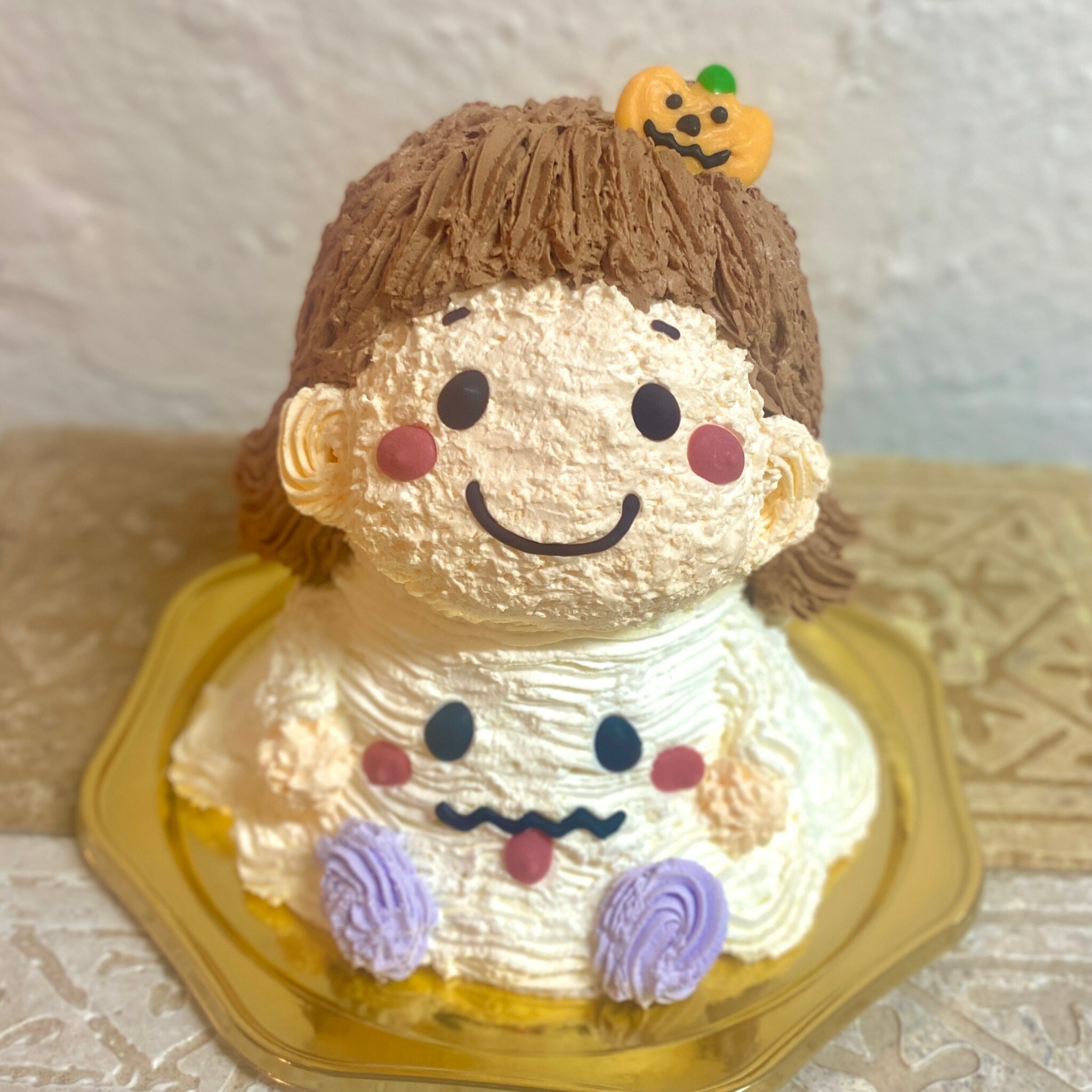 送料無料！ハロウィンおばけの女の子の立体ケーキ 5号サイズ ハロウィン 誕生日 お祝い 記念日 女の子 動物ケーキ 3Dケーキ 10月 立体ケーキ センイルケーキ ドンムルケーキ パーティー ハロウィンケーキ バースデー ケーキ 人気 かわいい 可愛い 子供 コスプレ