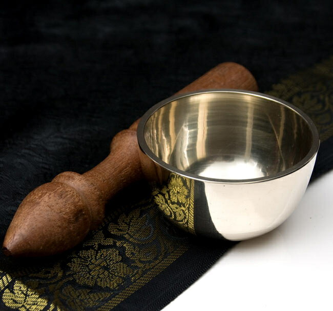 高音質シンプルシンギングボウル 7cm / シンギングボール Singing Bowl ネパール 楽器 打楽器 民族楽器 全部 仏教 瞑想 インド楽器 エ..