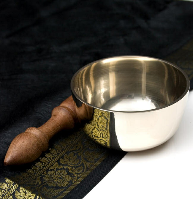 【送料無料】 高音質シンプルシンギングボウル 10.5cm / シンギングボール Singing Bowl ネパール 楽器 打楽器 民族楽器 全部 仏教 瞑..