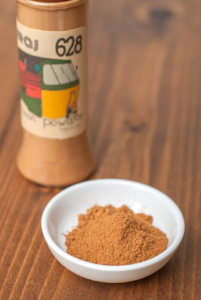 シナモンパウダー 【ボトル入り】50g / ニッキ チャイ スパイス インド産 桂皮 肉桂 Cinnamon TIRAKITA 少量パック お買い得 お試し 食品 食材 アジアン食品 エスニック食材のサムネイル