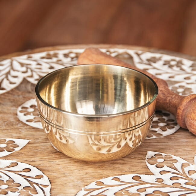 シンプルシンギングボウル ライン模様入り 8.4cm / シンギングボール Singing Bowl 仏教 楽器 瞑想 民族楽器 インド楽器 エスニック楽器 ヒーリング楽器