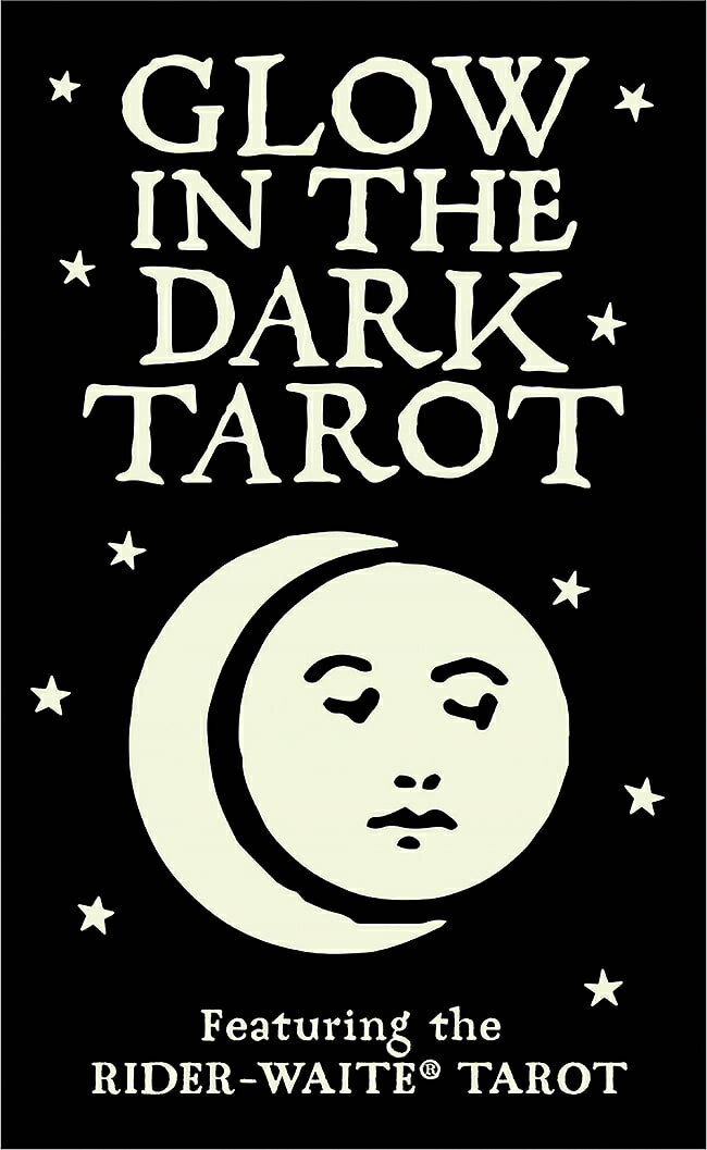 ■暗闇で光るタロット - glow in the dark tarotの詳細 ブランドUS Games商品番号 ：ID-SPI-807 輸入販売元 ： USGAMES 製作会社 ： - 枚数 ： 78枚入 ボックス寸法 ： 13.2×8.1×3.8 カードのサイズ ：12.1×7 付属品 ： 英語解説書 著者 ： Pamela Colman Smith（パメラ・コールマン・スミス） ISBN ： 9781646711192 JAN ： - おことわり：※一度開封したものは、商品の性質上返品をお受けできません。※こちらの商品には日本語解説書はついておりません。※カード枚数が足りないなどの初期不良はご相談ください。※海外からの輸送の際に箱の角潰れ擦り傷などの多少のダメージがある場合があります。ご理解の程よろしくおねがいします。商品サイズ約8.10cm x 13.20cm x 3.80cm 約454g アーティスト、俳優パメラ・コールマン・スミス配送についてあす楽について■暗闇であなたを導く光 この暗闇で光るタロットは、Pamela Colman Smith（パメラ・コールマン・スミス）の最愛の ウェイト版タロットの図柄に基づいており、彼女の手描きのタイトルが特徴です。光にさらされると光るこの78枚のカードデッキで、明るいリーディングをお楽しみください。正逆の意味とタロットスプレッドを含む56ページの英語版ガイドブックが含まれています。カードを光らせるにあたってたくさんの陽に晒す必要があります。 ■著者紹介 ★Pamela Colman Smith（パメラ・コールマン・スミス）