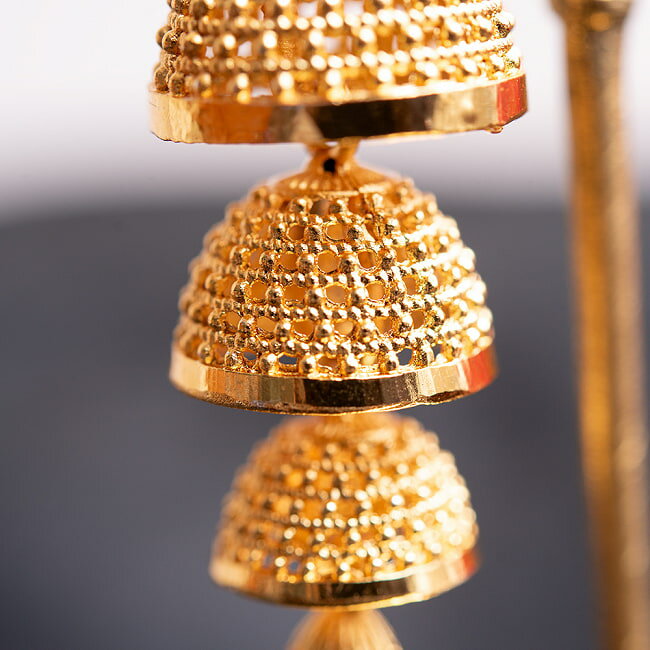 インドの伝統 大ぶりゴールドメタルピアス / ...の紹介画像3