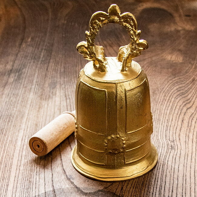 【送料無料】 ベトナムの寺院に奉納されるベル 高さ:約19cm程度 / 鈴 ゴング 梵鐘 銅鑼とベル ドラ 民族楽器 インド楽器 エスニック楽器 ヒーリング楽器...