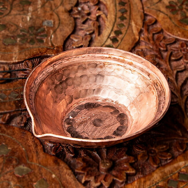 ディヤ Diya ネパールの銅製 オイルランプ/小皿 直径7.5cm 礼拝用品 小物入れ インド お香立て インセンス アジア エスニック