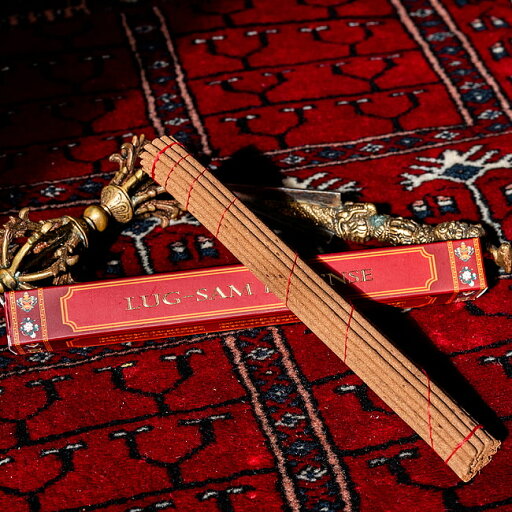 高級チベット香 LUG SAM INCENSE 55種類のヒマラヤ地方のハーブをブレンドした / お香 インセンス 瞑想 浄化 スマッジング デトックス お寺 寺院 ネパール香 Tibetan Handicraft Center チベットのお香 インド アジア エスニック【レビューで500円クーポン プレゼント】 高級チベット香 LUG SAM INCENSE 55種類のヒマラヤ地方のハーブをブレンドした / お香 インセンス 瞑想 浄化 スマッジング デトックス お寺 寺院 ネパール香 Tibetan Handicraft Center チベットのお香 インド アジア エスニック【レビューで500円クーポン プレゼント】