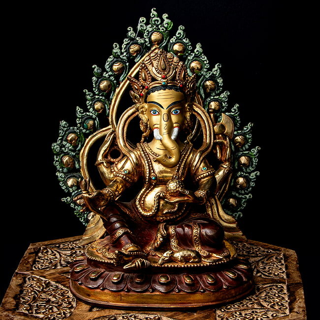 期間限定SuperSale割引 【送料無料】 【1点物】大聖歓喜天(ガネーシャ) 銅造鍍金仕上げ ネパール製 高さ:23cm程度 2.1kg / ガネーシャ像 ...