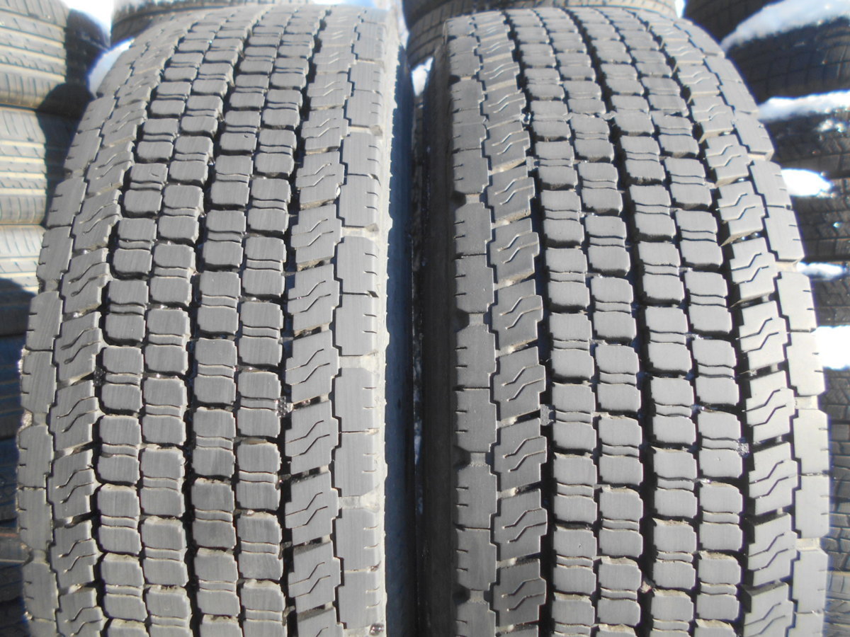 G325 【中古】{送料無料} 225/70R16 冬2本セット スタッドレス LT 117/115L 12PR 225/70-16 225-70-16 YOKOHAMA チューブレス