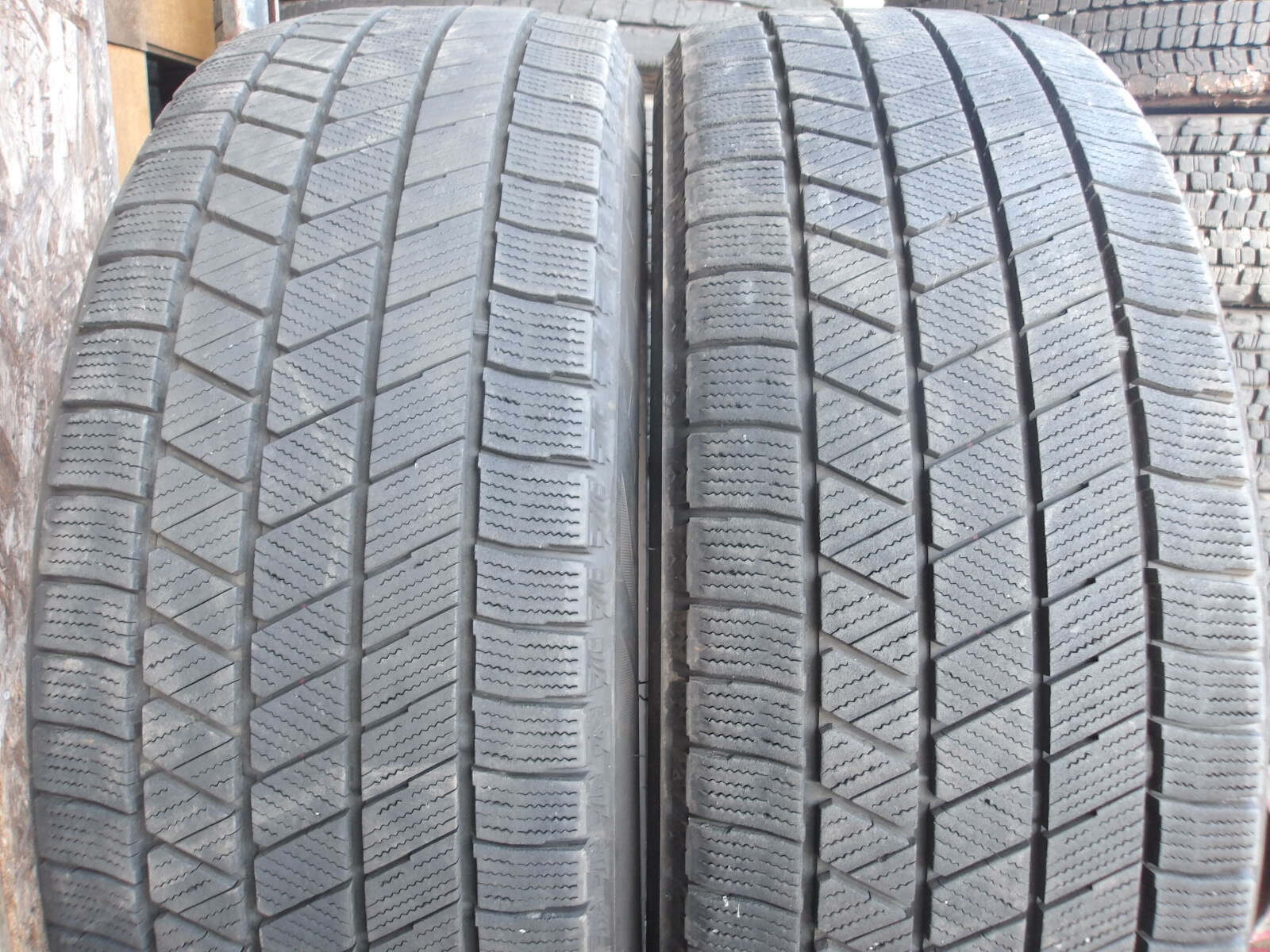 N402-7 【中古】{送料無料} 195/50R19 冬2本セット スタッドレス 88Q 195/50-19 195-50-19 ブリヂストン ブリザック VRX3