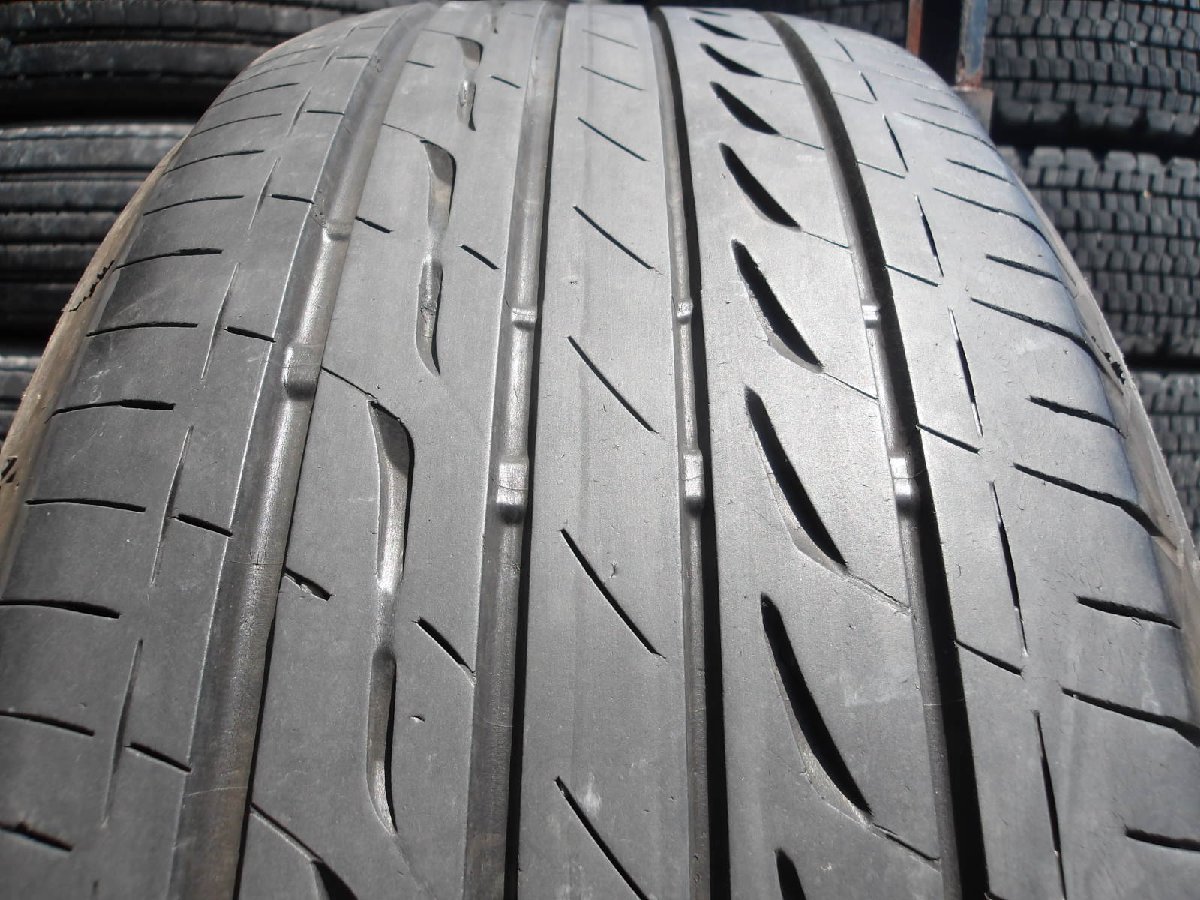 K116 【中古】{送料無料} 225/55R17 夏1本 サマータイヤ 225/55-17 225-55-17 BRIDGESTONE ECOPIa REGNO GR-XI