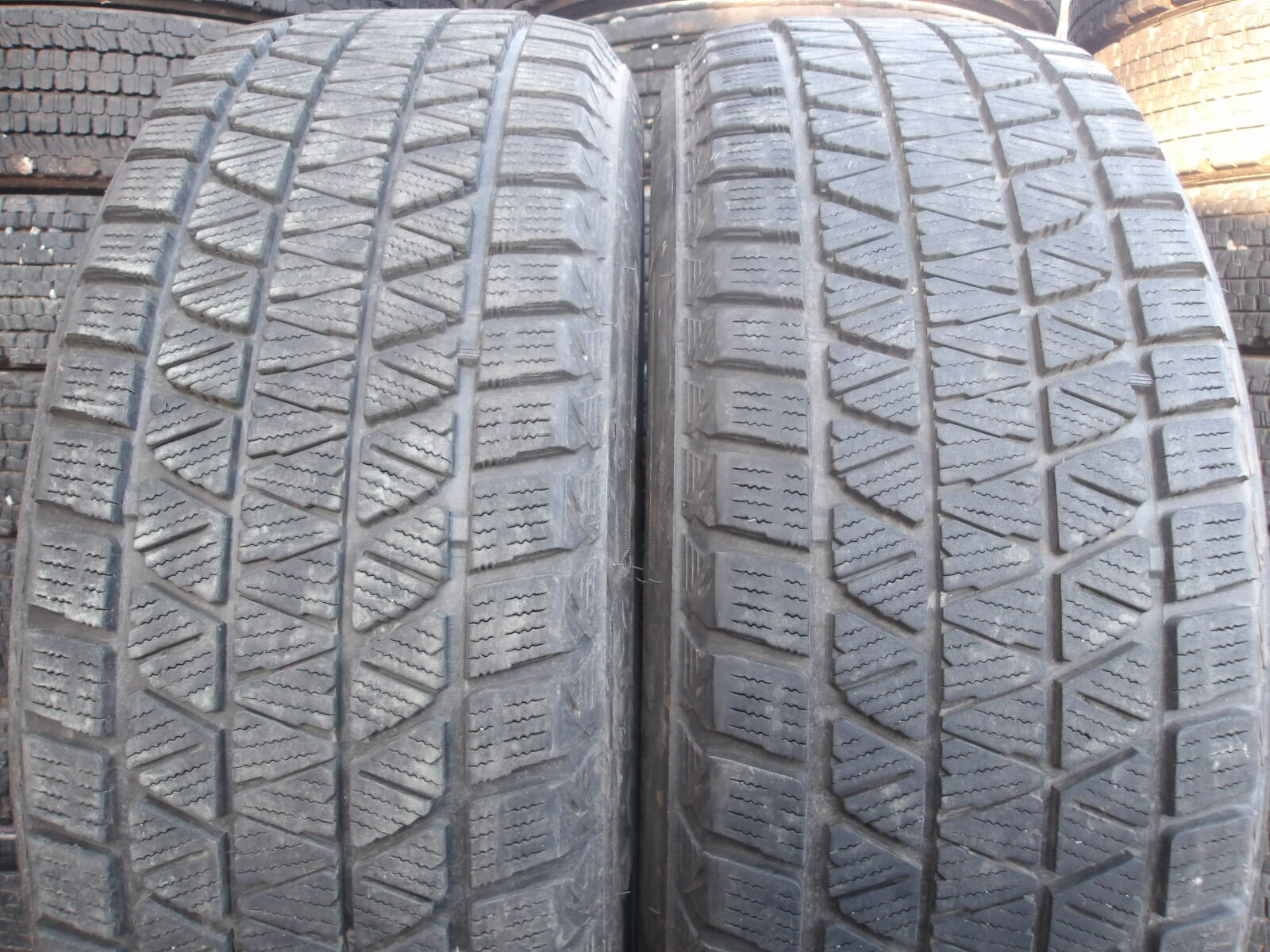 O37-7 š{̵} 235/60R18 2ܥå åɥ쥹 107Q 235/60-18 235-60-18 ֥¥ȥ ֥ꥶå DM-V3