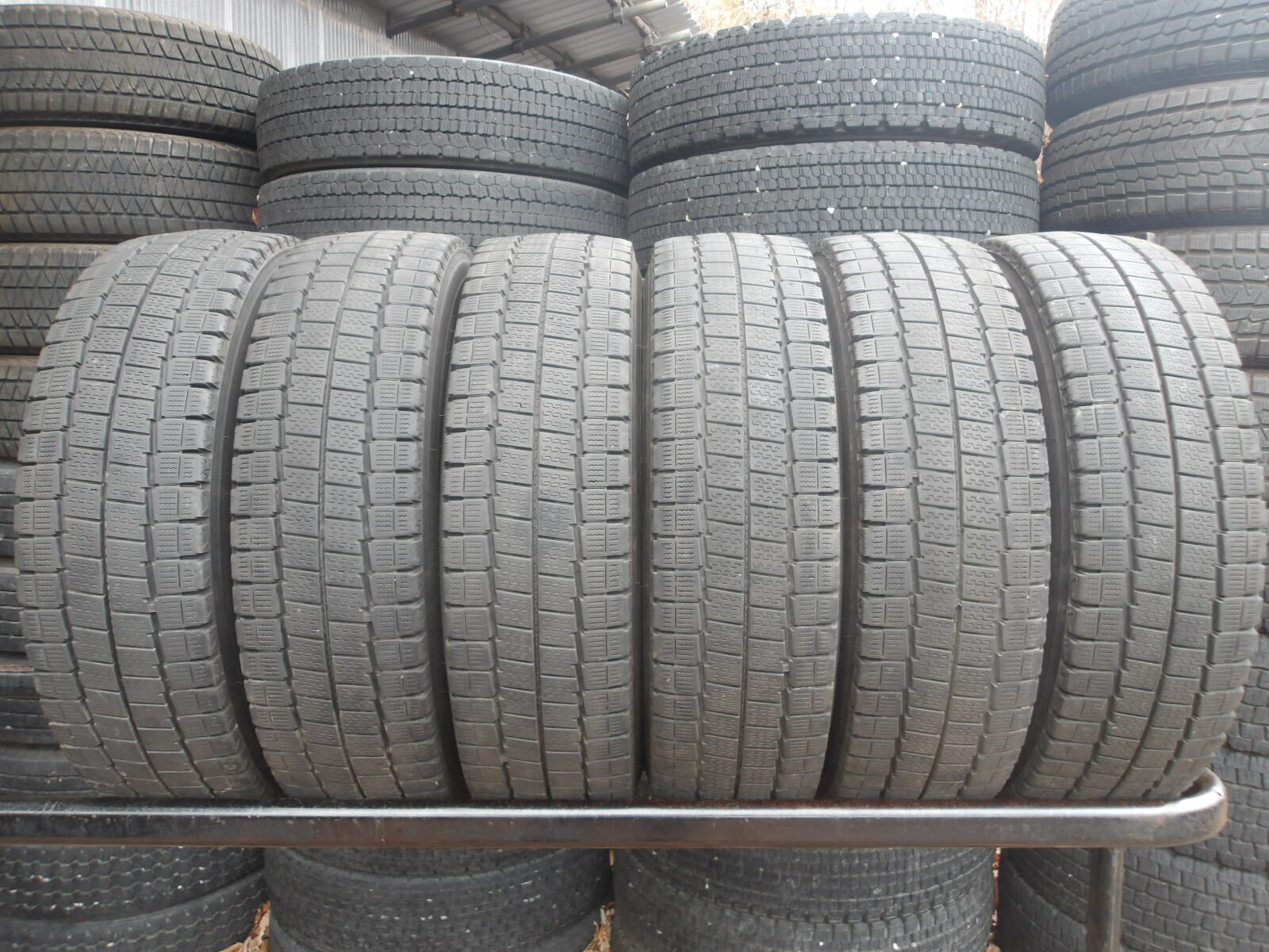 Q86-9 š{̵} 205/75R16 6 åɥ쥹 LT 113/111N 205/75-16 205-75-16 å ...