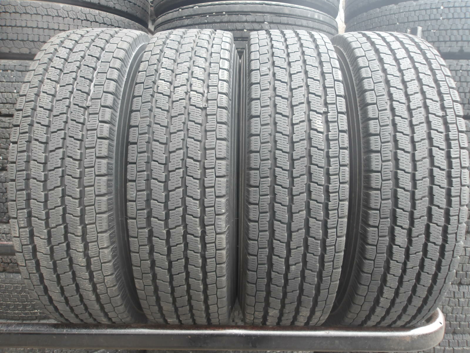 楽天市場】中古 195 80r15 スタッドレスの通販 楽天市場】中古 195 80r15 スタッドレスの通販