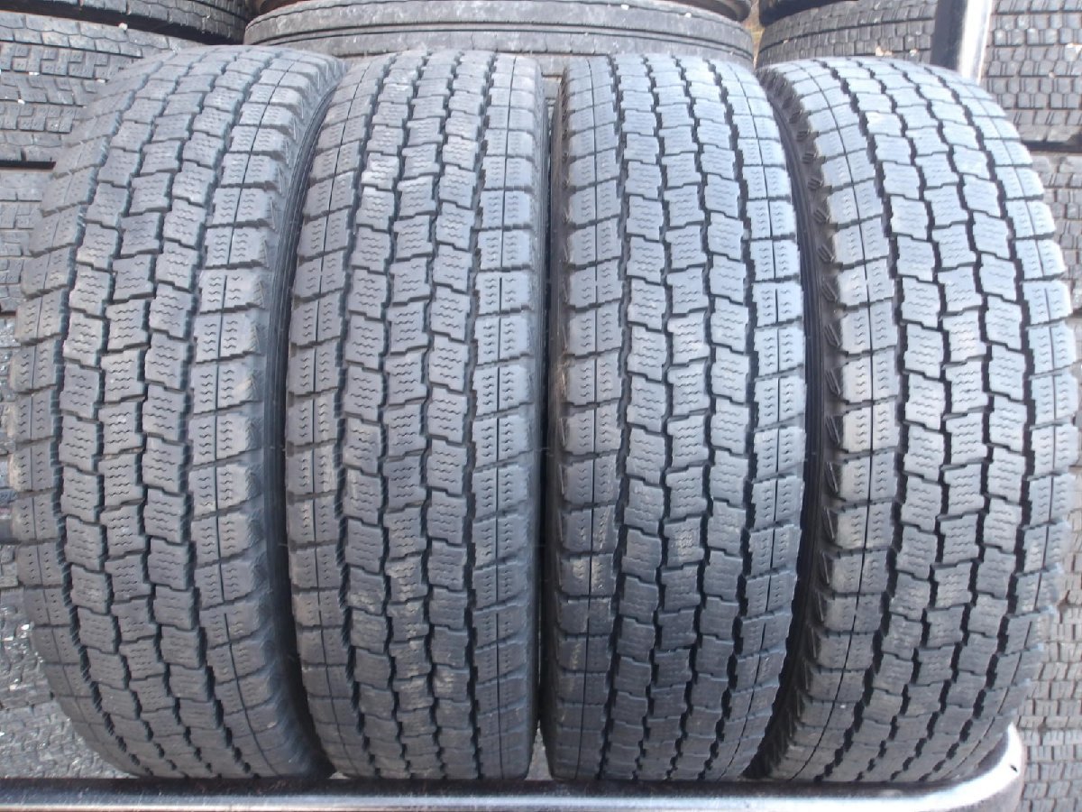 Y359-14 【中古】{送料無料} 155/80R14 冬4本セット スタッドレス LT 88/86N 155/80-14 155-80-14 グッドイヤー アイスナビ CARGO バン