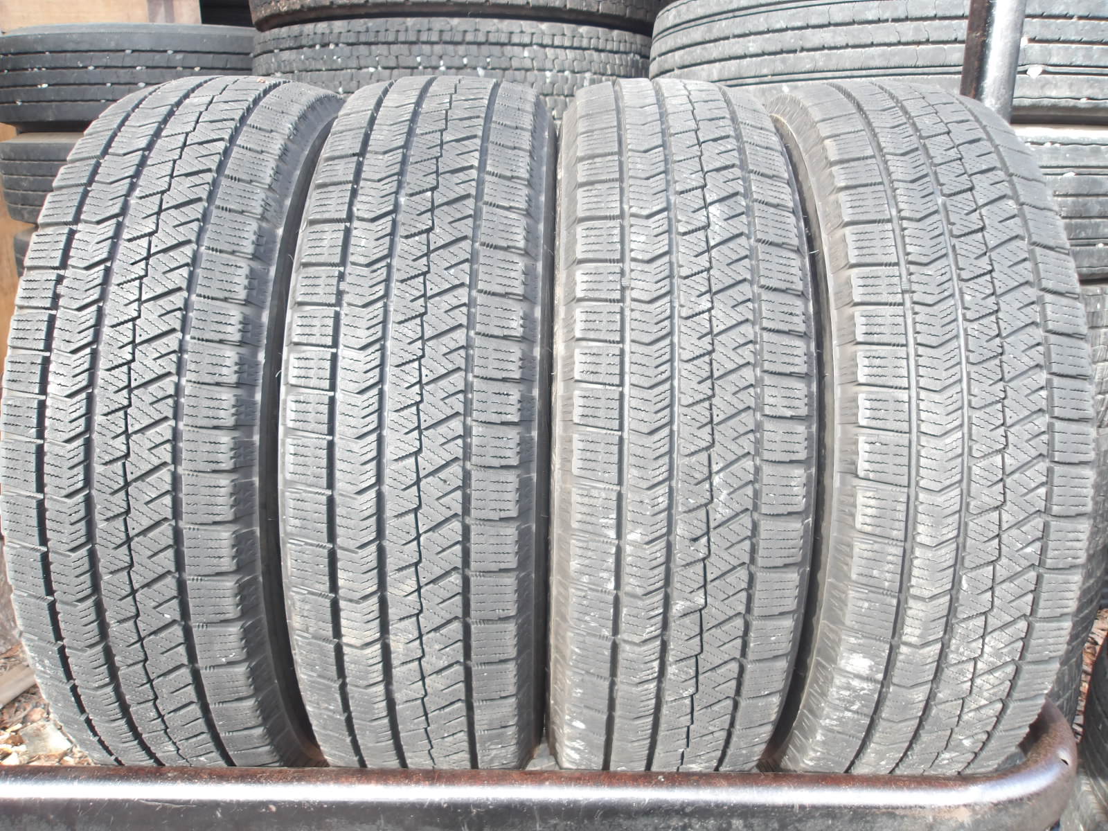 楽天市場】155/65r14 スタッドレス 中古(タイヤ・ホイール|車 楽天市場】155/65r14 スタッドレス 中古(タイヤ・ホイール|車