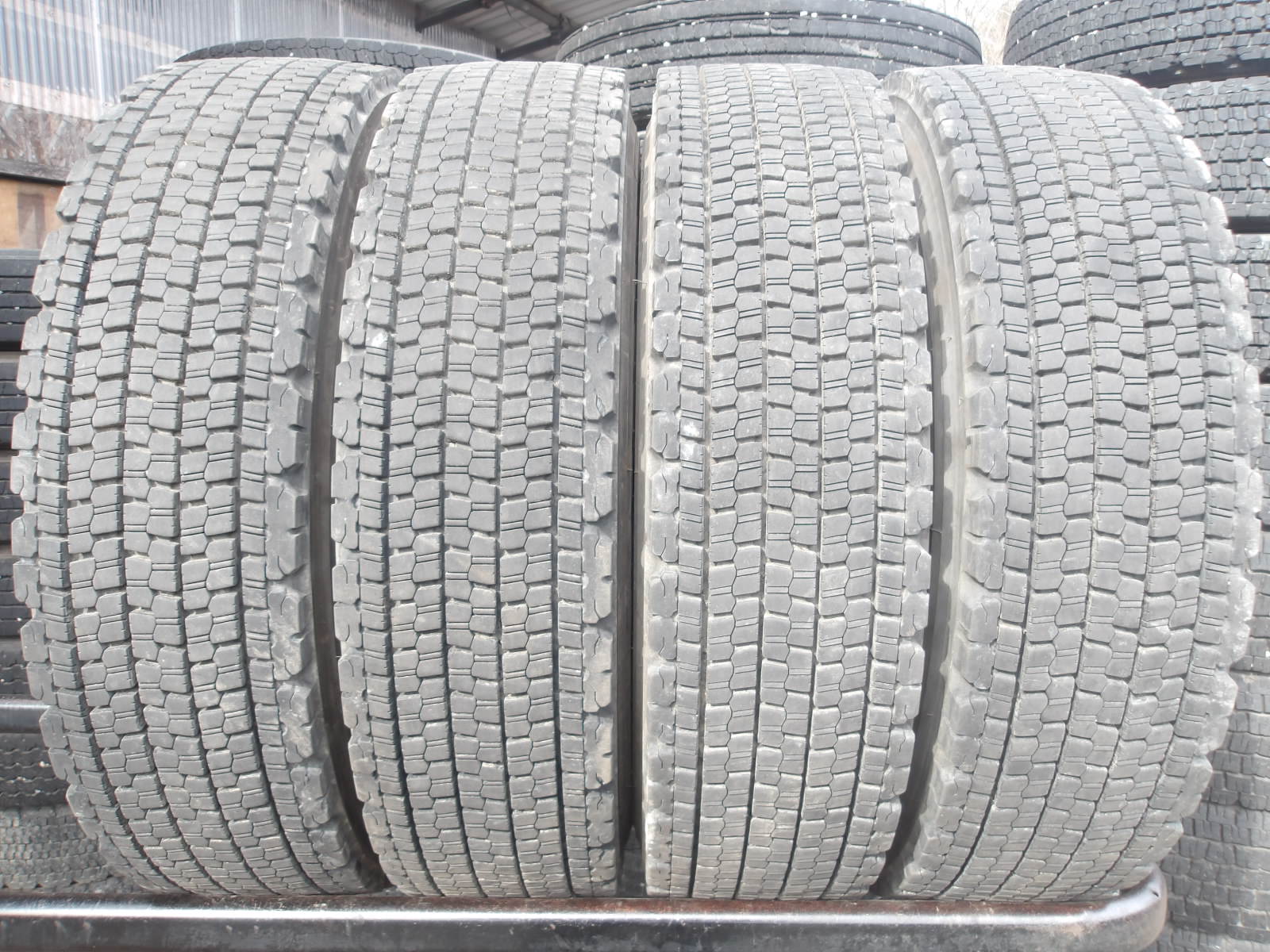 楽天市場】225/ 80r17.5 w900の通販 楽天市場】225/ 80r17.5 w900の通販