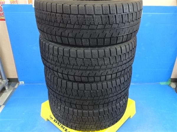 【18日限定!抽選で最大100％Pバック!】★225/55R17 中古スタッドレス タイヤのみ4本 【中古】2021年製 クムホ ウィンタークラフト アイスWi61 225/55R17 8~9分山 送料無料 10系アルファード XV