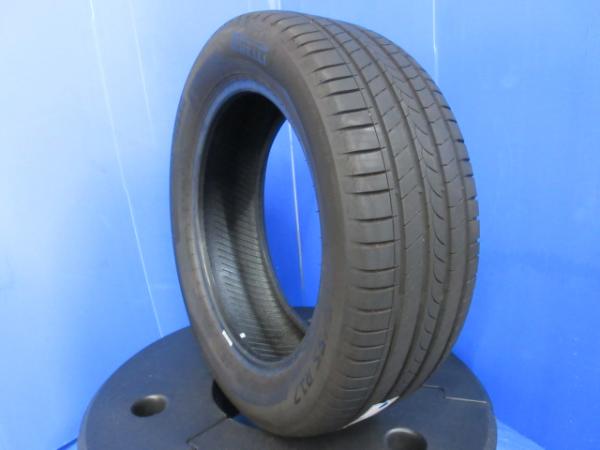 【25日限定!抽選で最大100％Pバック!】1本 ピレリ Cinturato ROSSO チントゥラート ロッソ 215/55R17 94V 17インチ 中古 夏用 夏タイヤ サマータイヤ ノーマルタイヤ タイヤのみ 店頭組み替え可 滋賀 パンク交換等に！