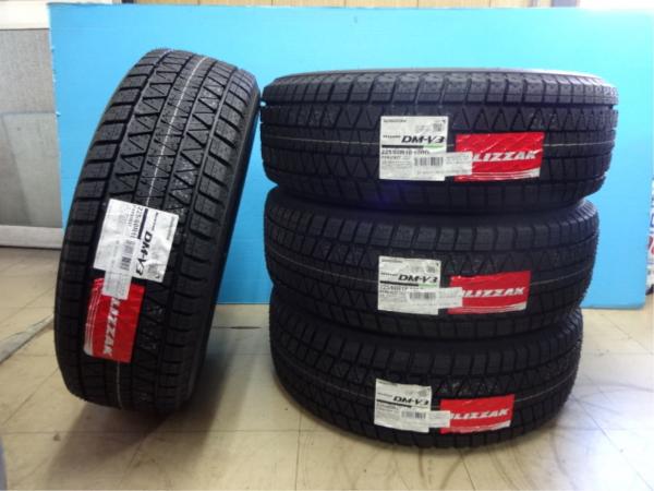 RAV4 アルファード ハリヤー エクストレイル レガシィアウトバック 新品 冬タイヤ ブリジストン ブリザック DM-V3 225/60R18 100Q 4本 久喜