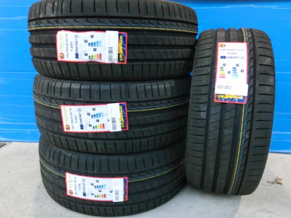 245/35R20 95Y XL 新品 サマータイヤ 4本 SET MINERVA ミネルバ F205 アルファード エスティマ インチアップ アテンザ 245/35/20 245/35-20 245-35-20 岡崎