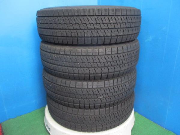 4本 2022-2023年製 中古 スタッドレス タイヤ ブリヂストン BLIZZAK VRX2 185/70R14 88Q カローラ ノート フリード アコード