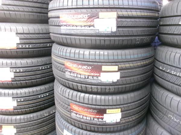クラウン レヴォーグ 新品 2022年 ピレリ Cinturato ROSSO 225/40R19 93Y XL 2シリーズ RX-8 オデッセイ ジェイド プリウスα PIRELLI 225/40-19 225/45/19 夏タイヤ サマー HS ジューク 前橋
